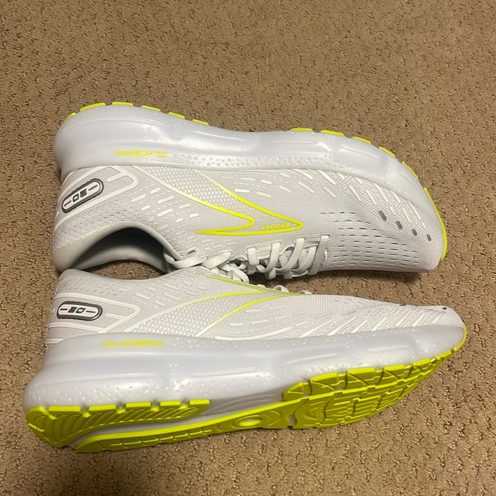 NEW Men's Glycerin 20 Running Shoes in White/Nightlife